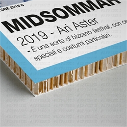 Quadretto - MIDSOMMAR - PANTONE 2915C